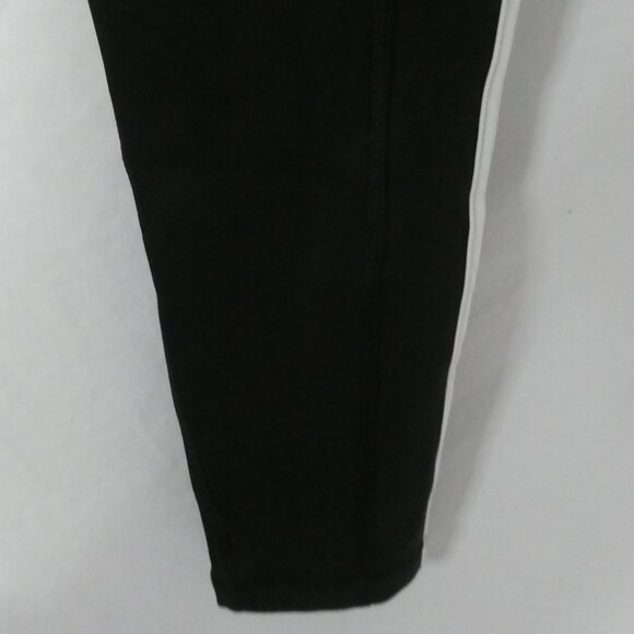 ADIDAS - Climalite | small | Black Three Stripe Legging With Pocket - Picture 16 of 16